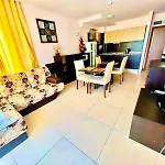 Grand Kamelia Sunny Apartment *