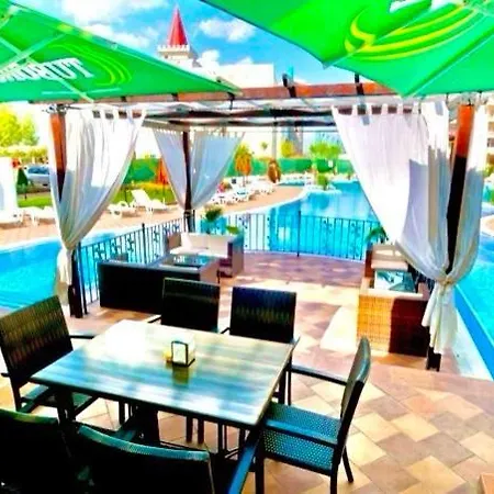 Grand Kamelia Sunny Apartament *