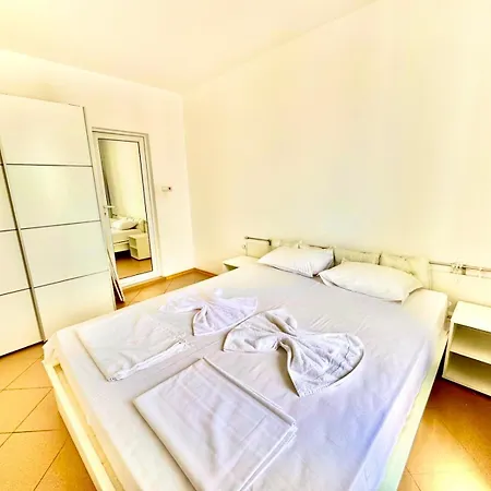 Apartamento Grand Kamelia Sunny *