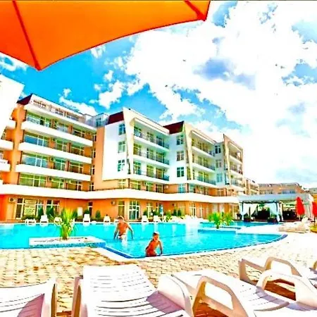 Apartamento Grand Kamelia Sunny *
